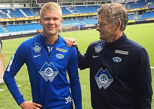 为纪念马拉多纳去世五周年，巴塞罗那阿根廷领事馆举办艺术展（巴塞罗那阿根廷领事馆举办艺术展，致敬马拉多纳逝世五周年）