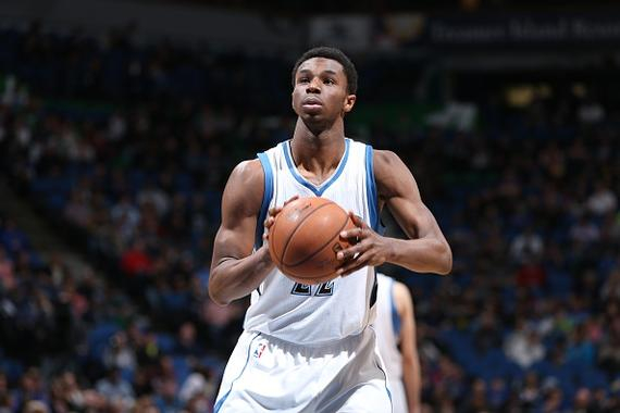 集锦：萨索洛1-2热那亚（比赛集锦：萨索洛1-2不敌热那亚）