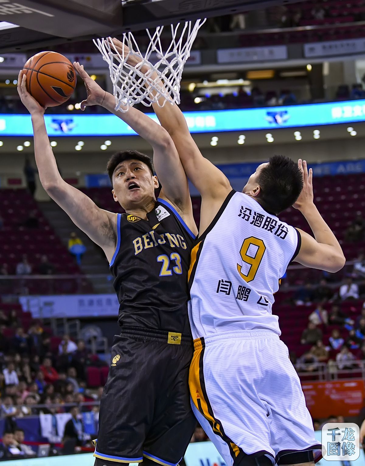 日媒：远藤航、久保建英等人在球场训练，镰田大地因疲劳单练（日媒：远藤航、久保建英参与合练，镰田大地因疲劳进行个人训练）