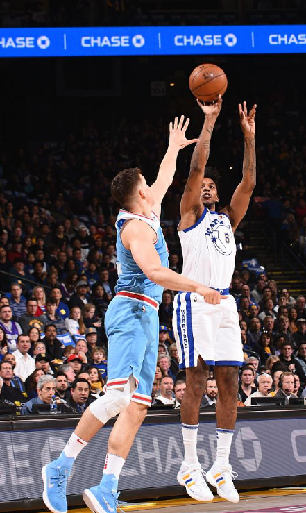 巴萨官方：欧冠对法鹰为高风险，将启动客队球迷安全管控预案（巴萨官宣：欧冠对阵法鹰被列为高风险，将启动客队球迷安保预案）