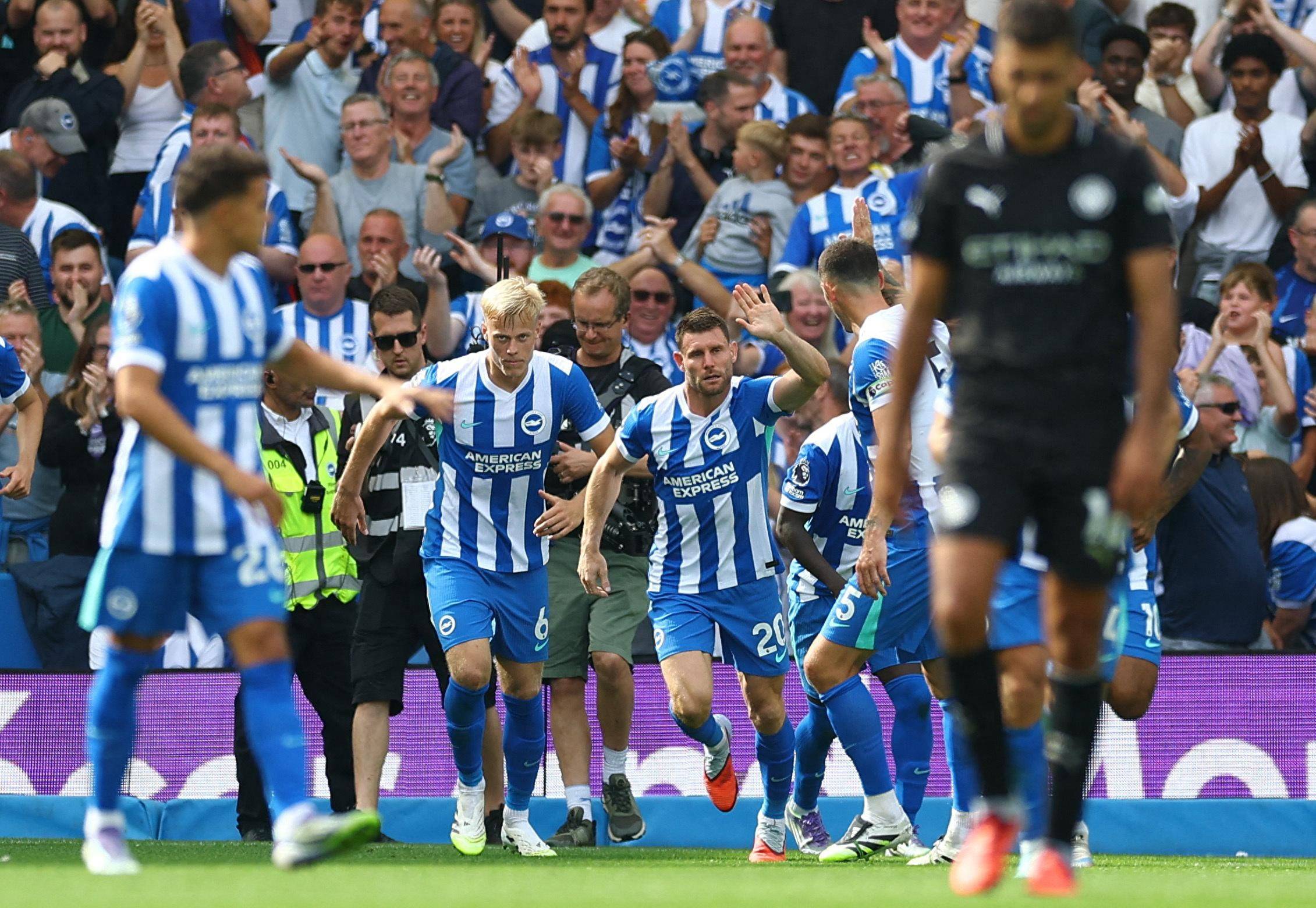 TA：巴萨出售内马尔所挣的钱本可用来改善财务，却被挥霍一空（TA：巴萨卖内马尔所得本可改善财务，最终却被挥霍殆尽）