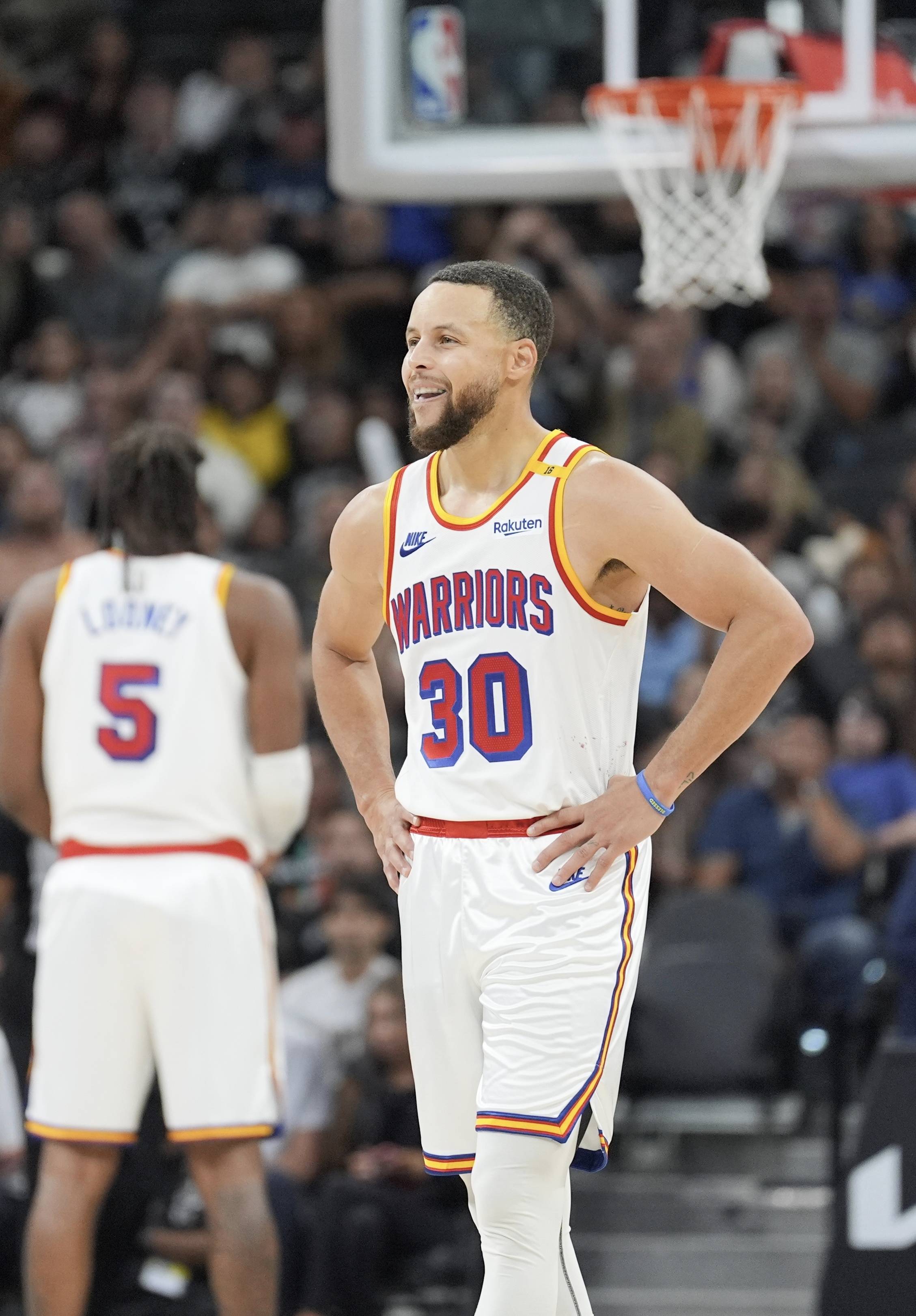 迈阿密国际联合主席：我说梅西是史上最佳球员，老板说那就签下他（迈阿密国际联合主席：我称梅西史上最佳，老板当场拍板签下他）