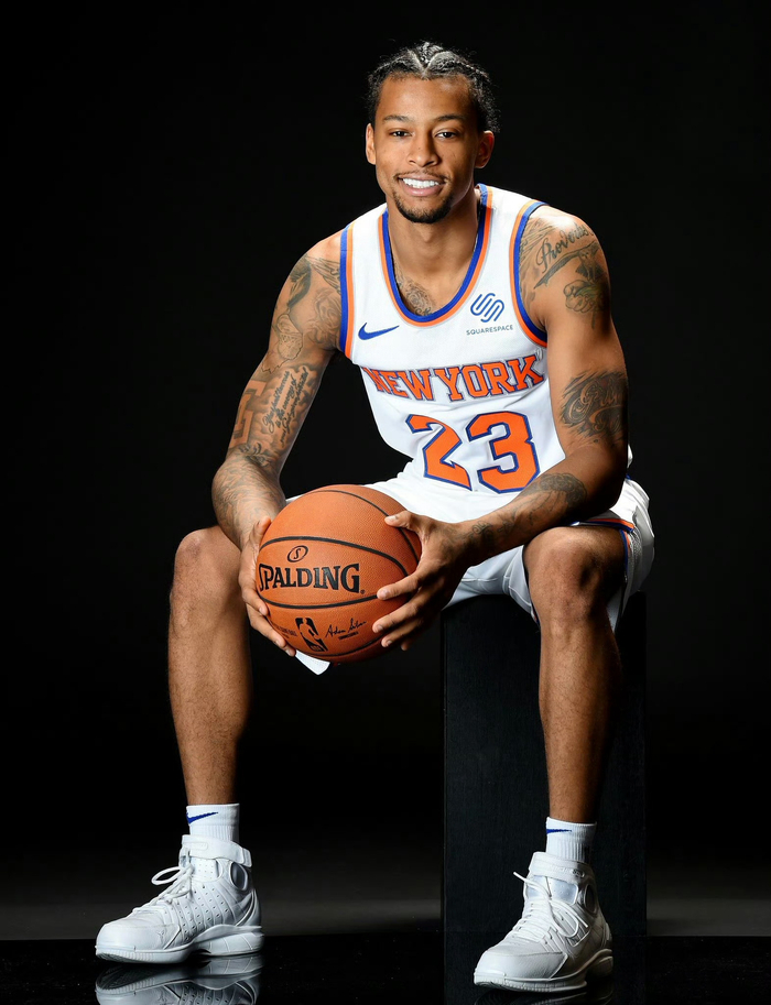 日职乙半场：神代庆人、村上悠绯破门，爱媛1-1熊本（日乙半场：神代庆人、村上悠绯建功，爱媛暂与熊本1-1战平）