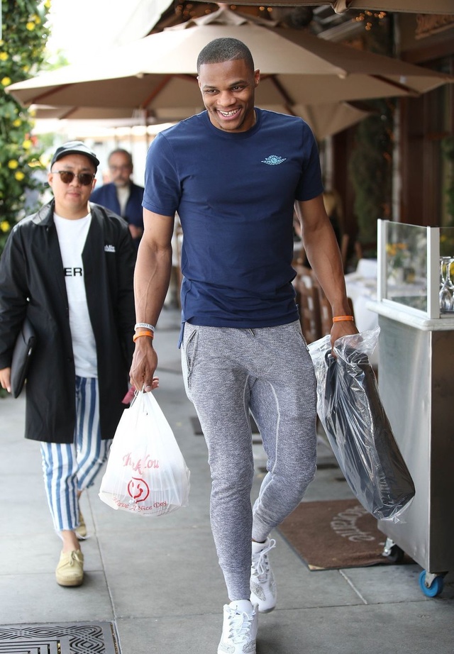 阿斯：巴萨冬窗不会乱卖人，米纳和穆里略的例子仍历历在目（阿斯报：巴萨冬窗不会盲目清洗，米纳与穆里略的前车之鉴仍在）