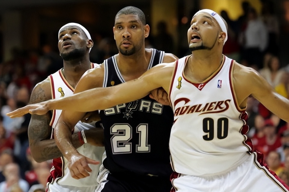 芒特：我从小就关注球员站位和跑动，那让我对比赛有深刻理解（芒特：自小研究站位与跑动，这让我对比赛理解更深）