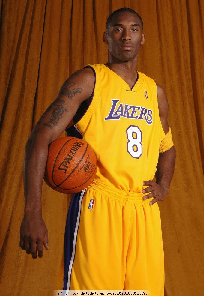 拜仁连伤数人影响战局（拜仁伤病潮扰乱战局）