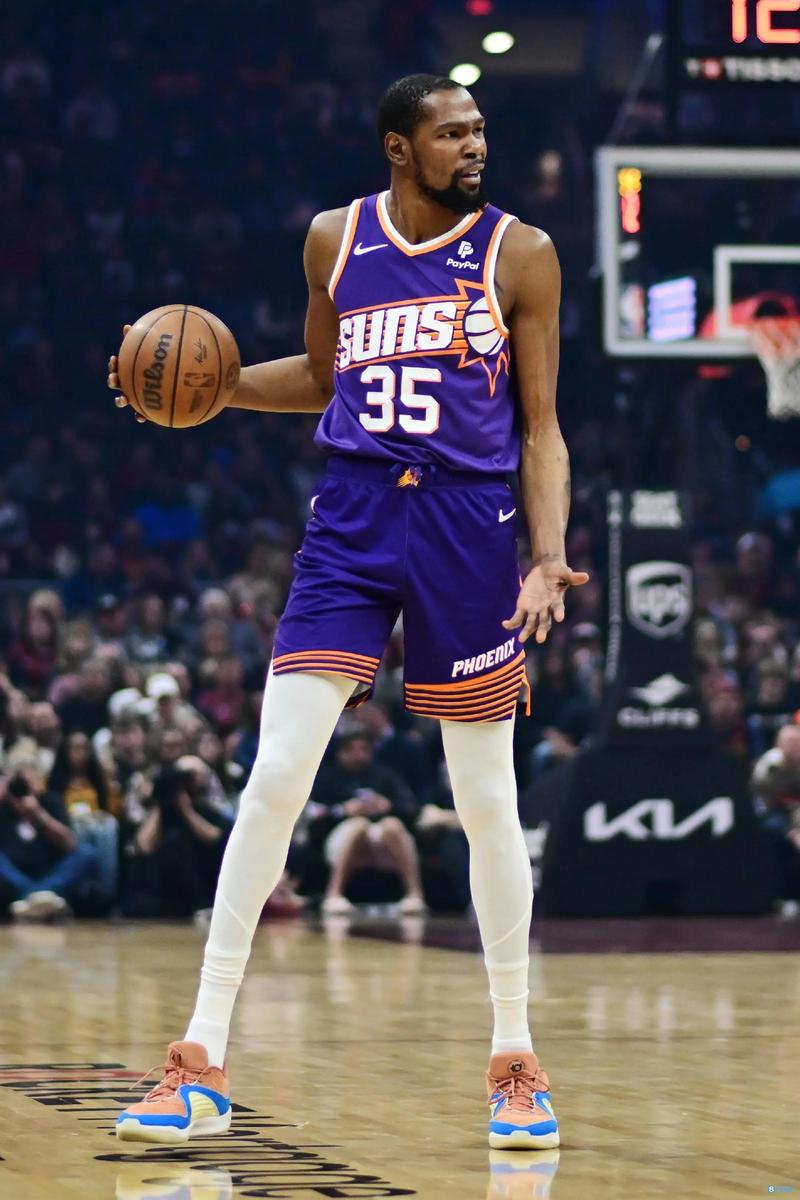 门将多次神扑 成为最大功臣（门将神扑连连 成为制胜关键）