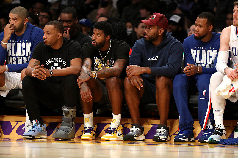 回顾保罗的篮球生涯与预测能力（盘点保罗的职业生涯与预判能力）